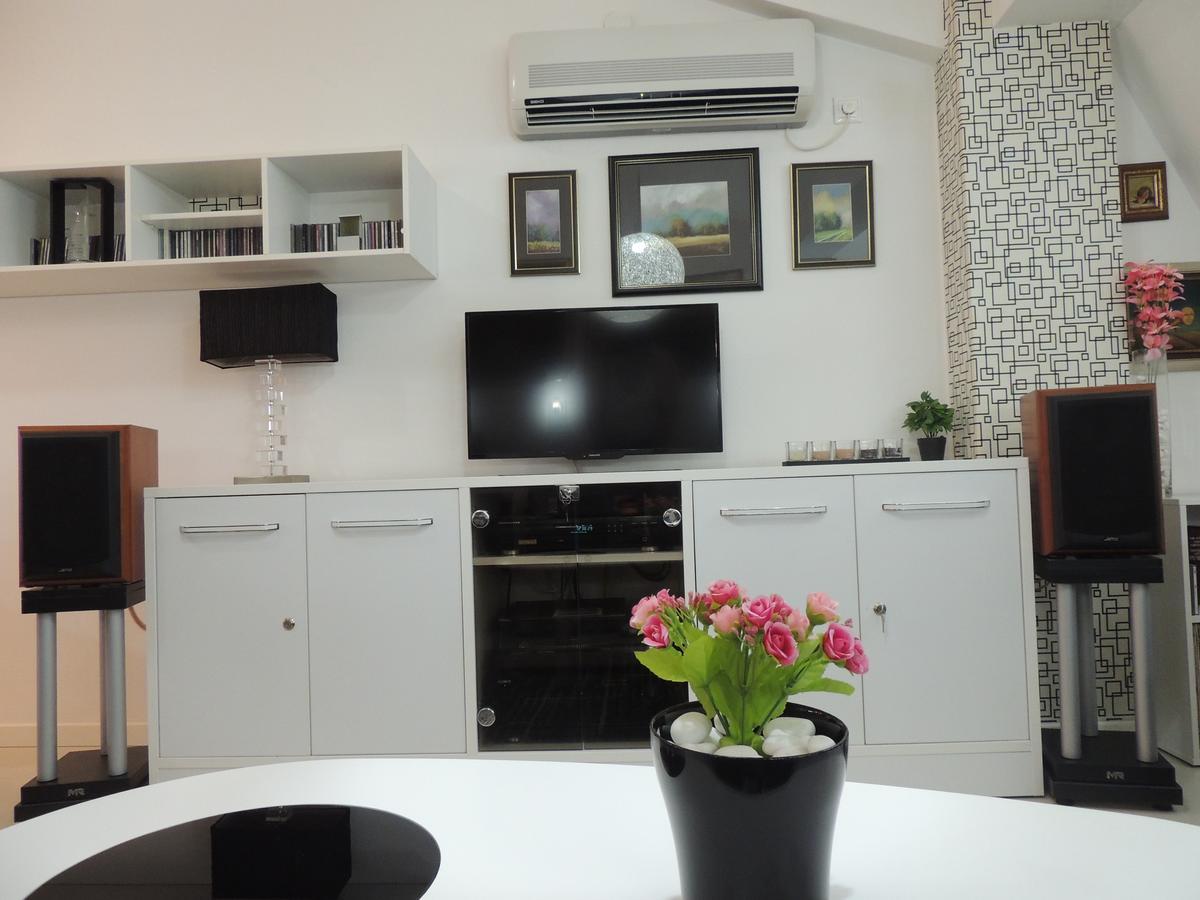 Apartment Union คูมาโนโว ภายนอก รูปภาพ