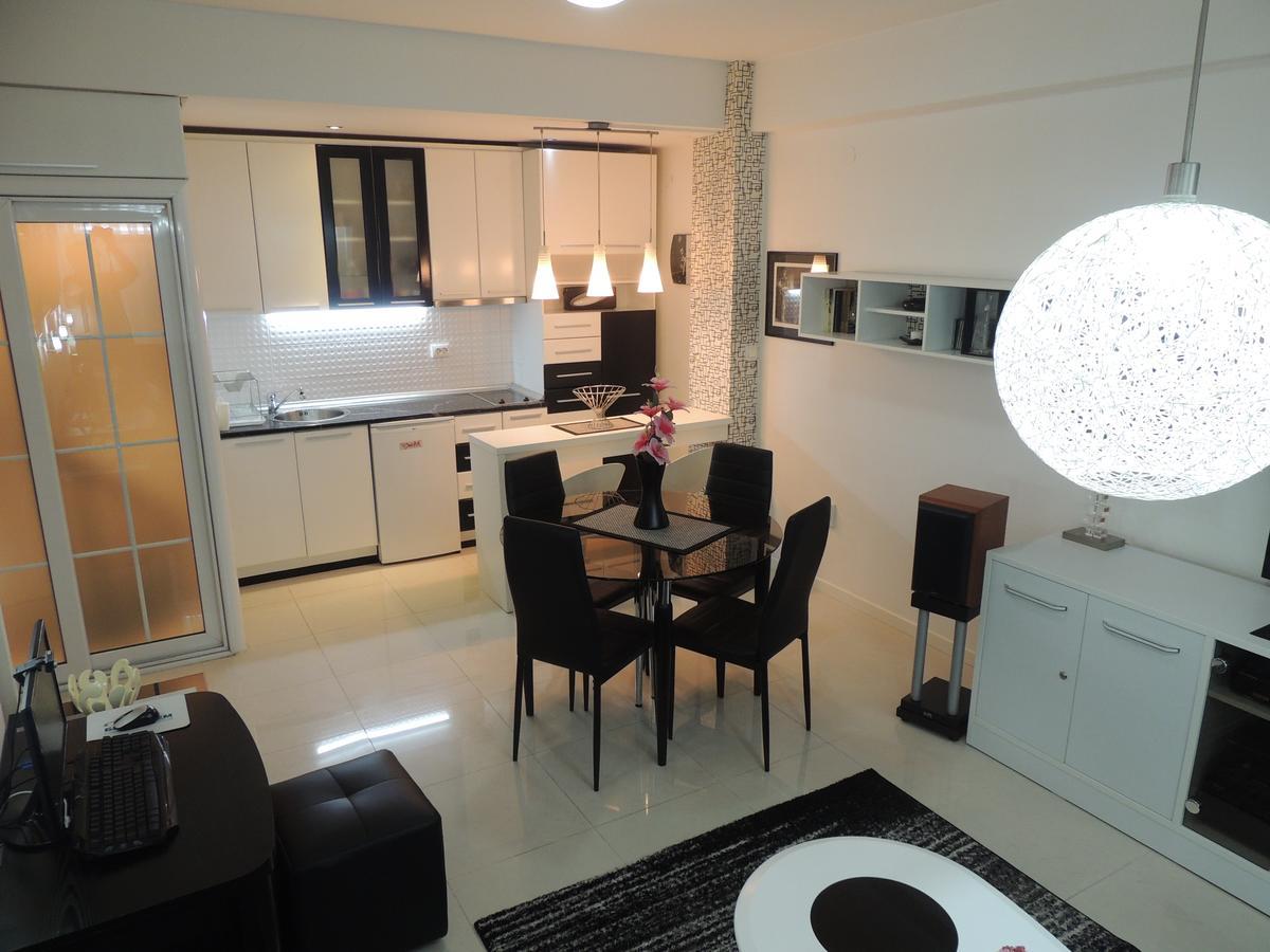 Apartment Union คูมาโนโว ภายนอก รูปภาพ
