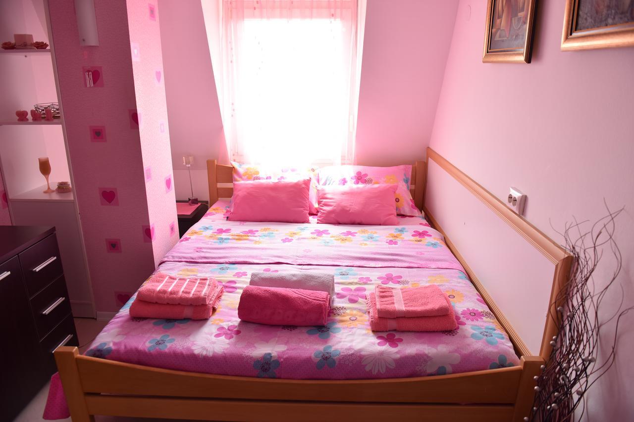 Apartment Union คูมาโนโว ภายนอก รูปภาพ