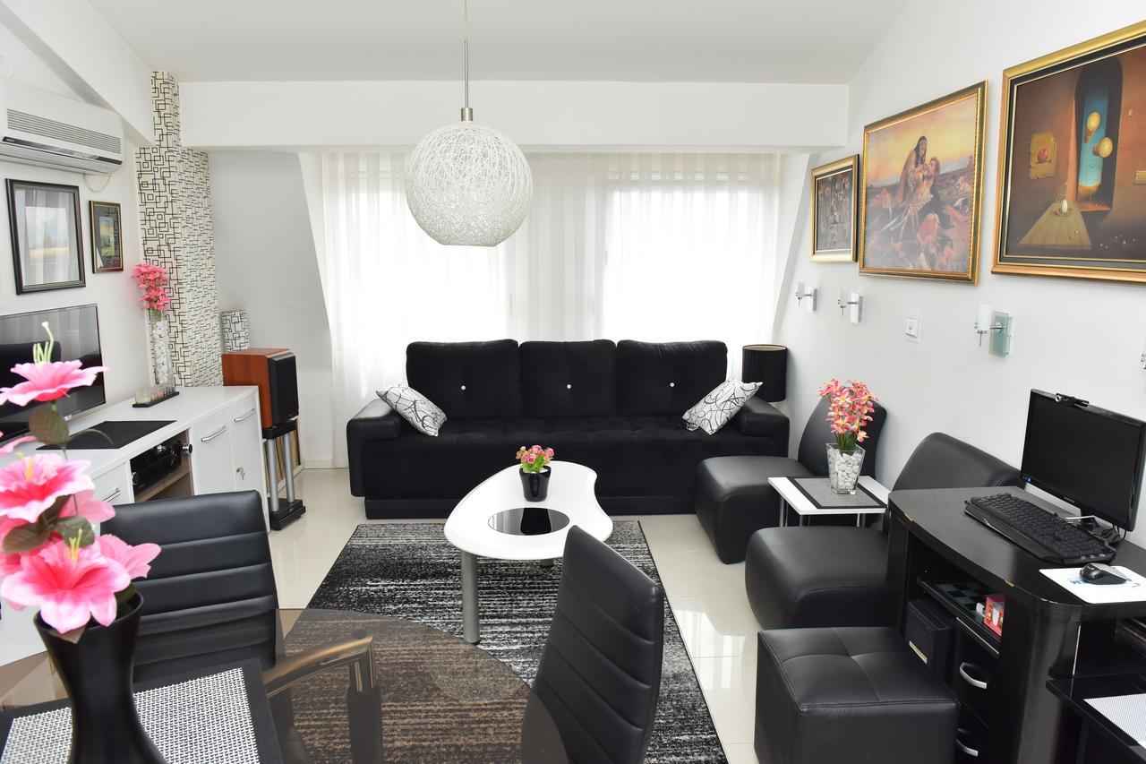 Apartment Union คูมาโนโว ภายนอก รูปภาพ
